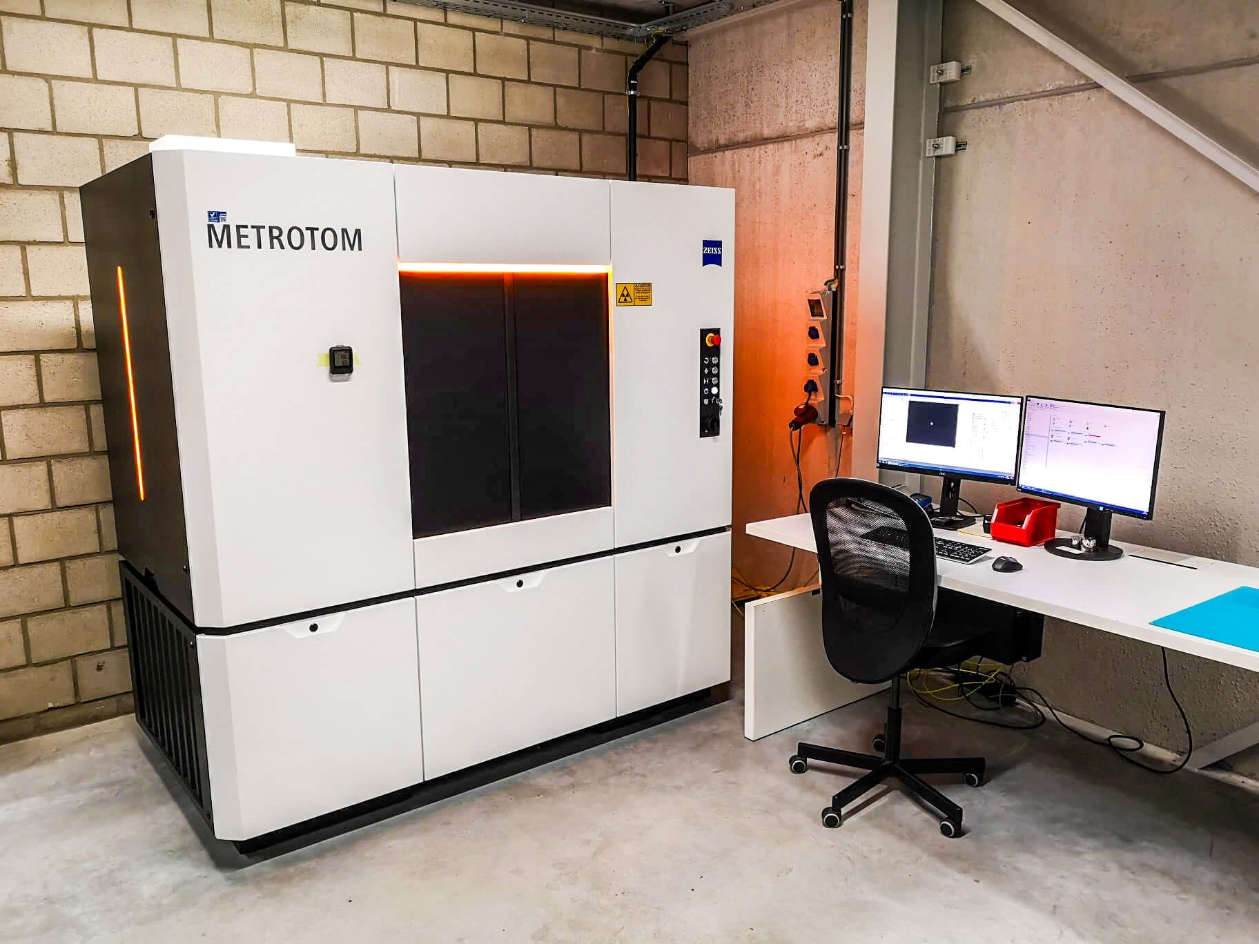 ZEISS Metrotom 6 scout
225 kV Xray CT scanner